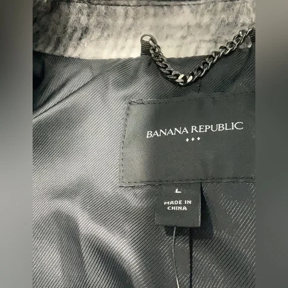 NEW Banana Republic Black and Gray Plaid Teddy Jacket - Picture 3 of 5